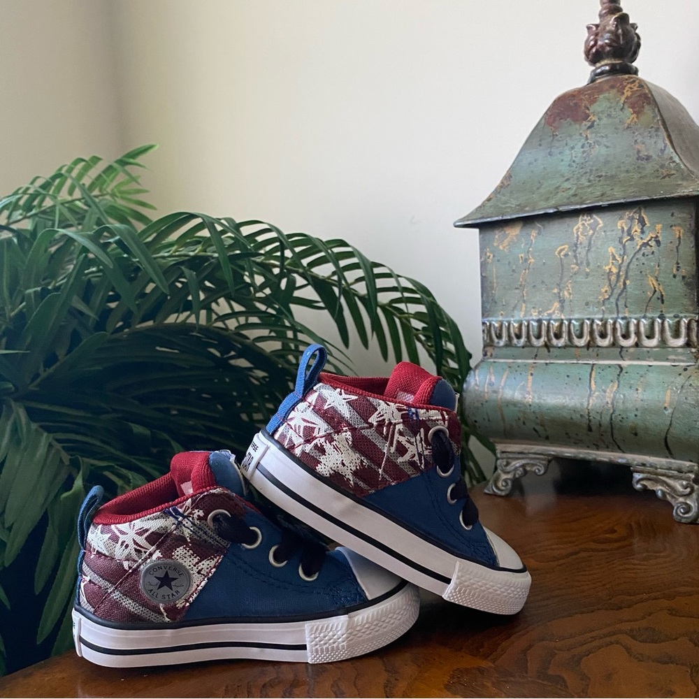 Converse American Flag Infant Size 4 High Top Sneakers